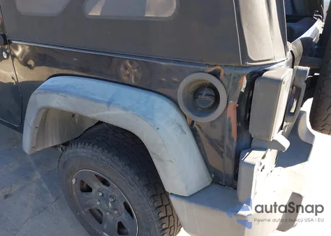 2012 Jeep Wrangler Sport z USA, uszkodzony, nr VIN 1C4AJWAG8CL228556